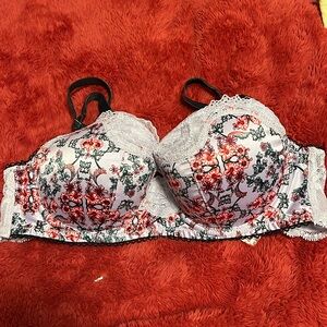 Victoria’s Secret Dream Angels Bra